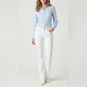 Flying Monkey Women's White  low rise Jeans. Size 7 NWT
